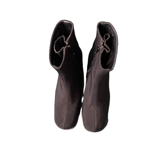 Stuart Weitzman Boots Size 6.5 B - Picture 5 of 11